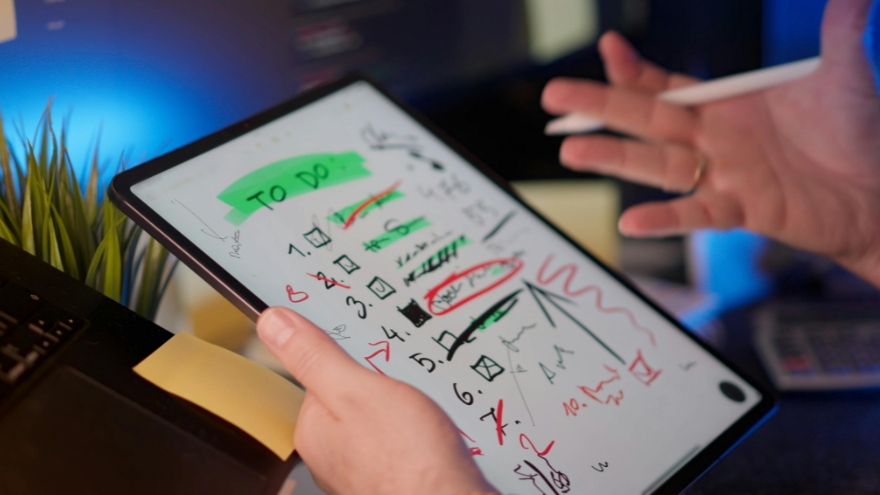 Running Without Clear Systems and Processes